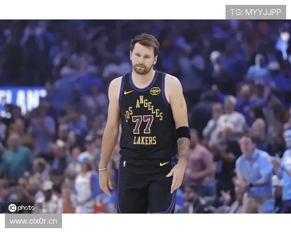 东契奇本周归队 里夫斯五月复出